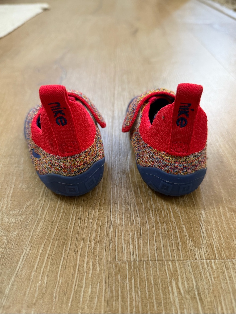 Nike Swoosh 1 Multicolor Knit Sneakers - Blue & Red Detailing toddler size  6 - Picture 6 of 7